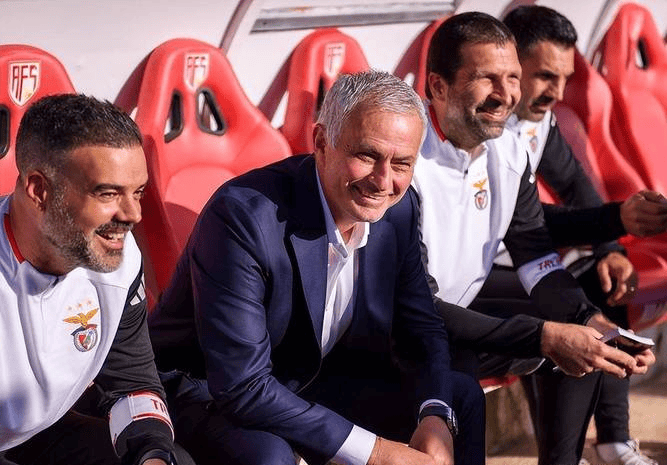 最后2分钟惊天逆转！穆帅怒吼背后的夺冠密码终于藏不住了